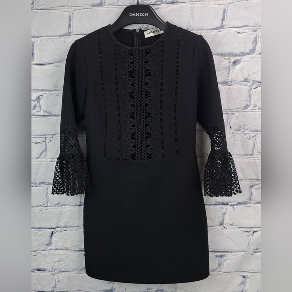 NWOT Self-Portrait Black Lace Bell Sleeve Mini Dress Size 4 US - Picture 4 of 12